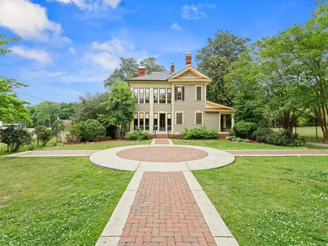 5499 Winchester Road New Market AL 35761