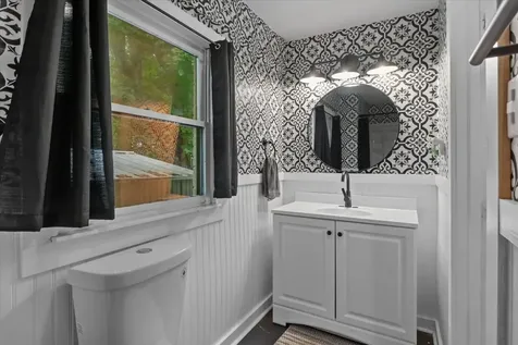 4273 Main St, W Erin TN 37061