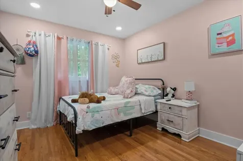 4273 Main St, W Erin TN 37061