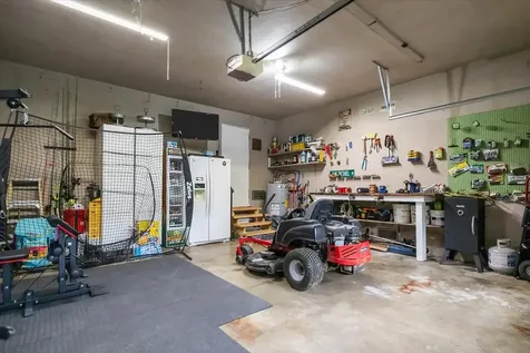 4273 Main St, W Erin TN 37061