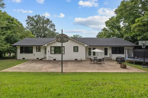 4273 Main St, W Erin TN 37061