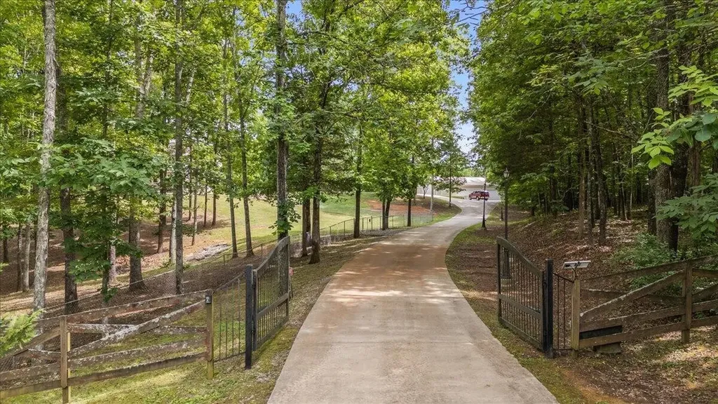 6218 Hidden Hill Road Harrison TN 37341