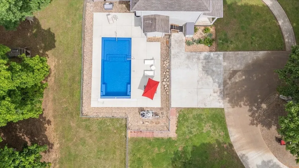 6218 Hidden Hill Road Harrison TN 37341