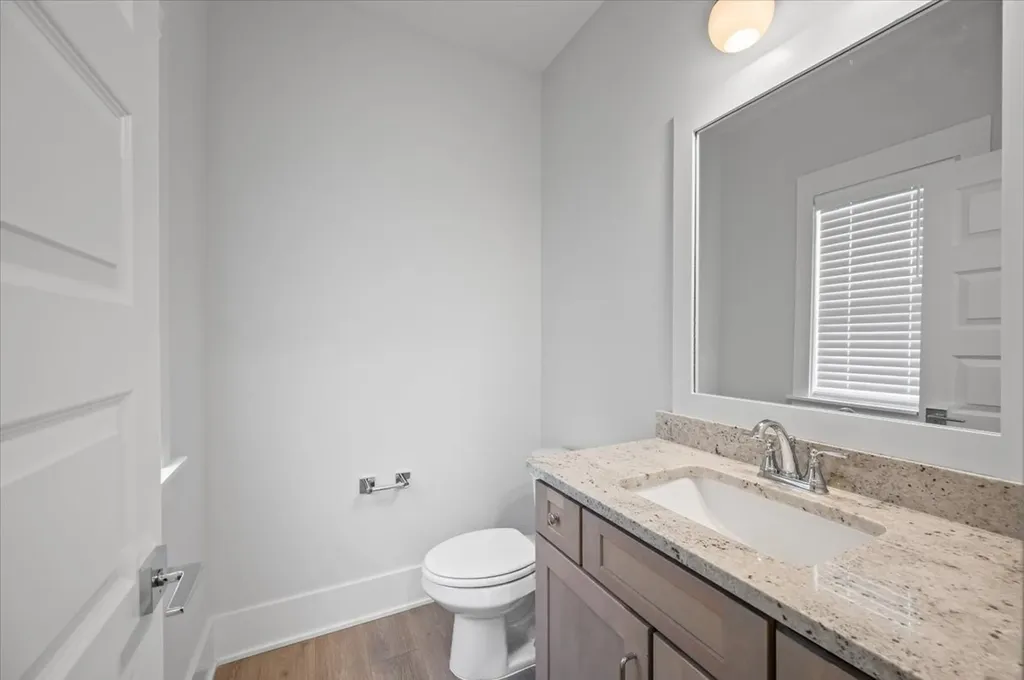 3045B Hillside Road Nashville TN 37207
