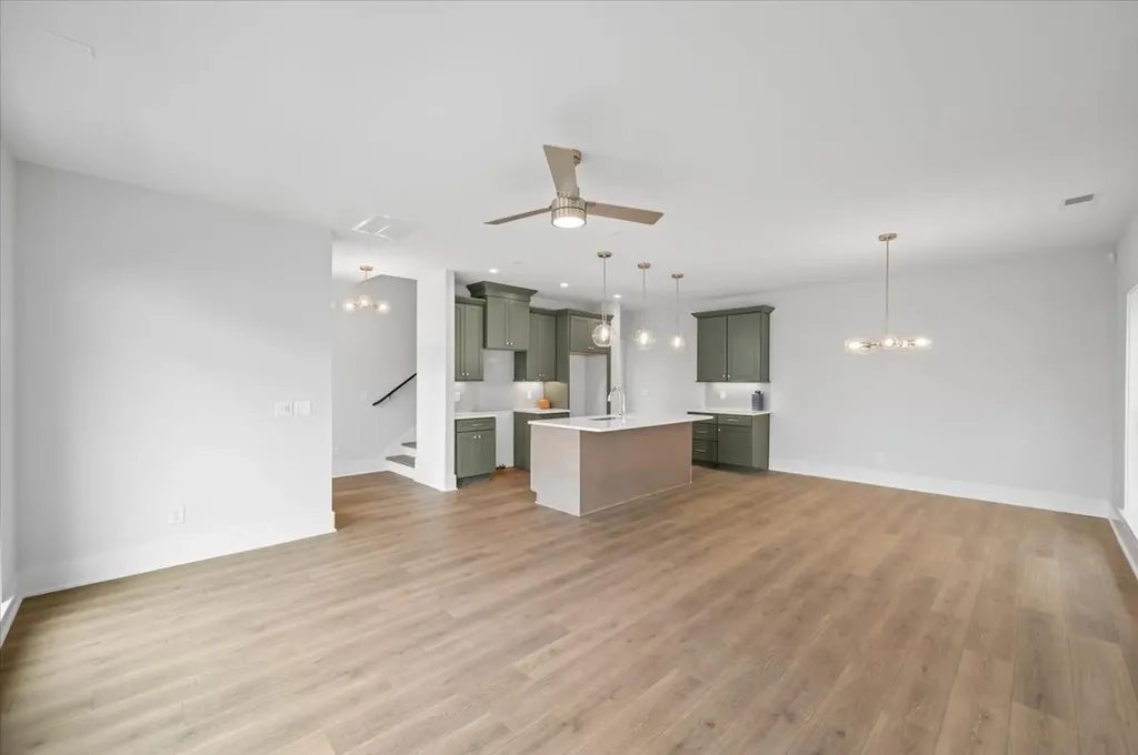 3045B Hillside Road Nashville TN 37207