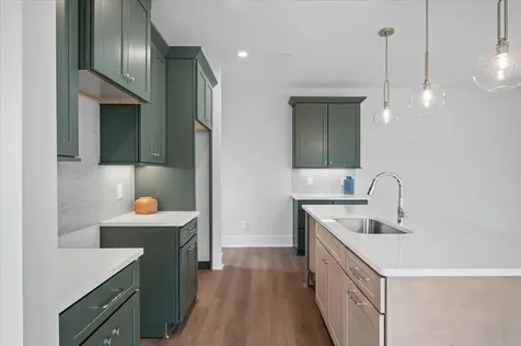 3045B Hillside Road Nashville TN 37207