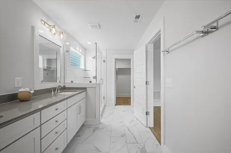 3045B Hillside Road Nashville TN 37207