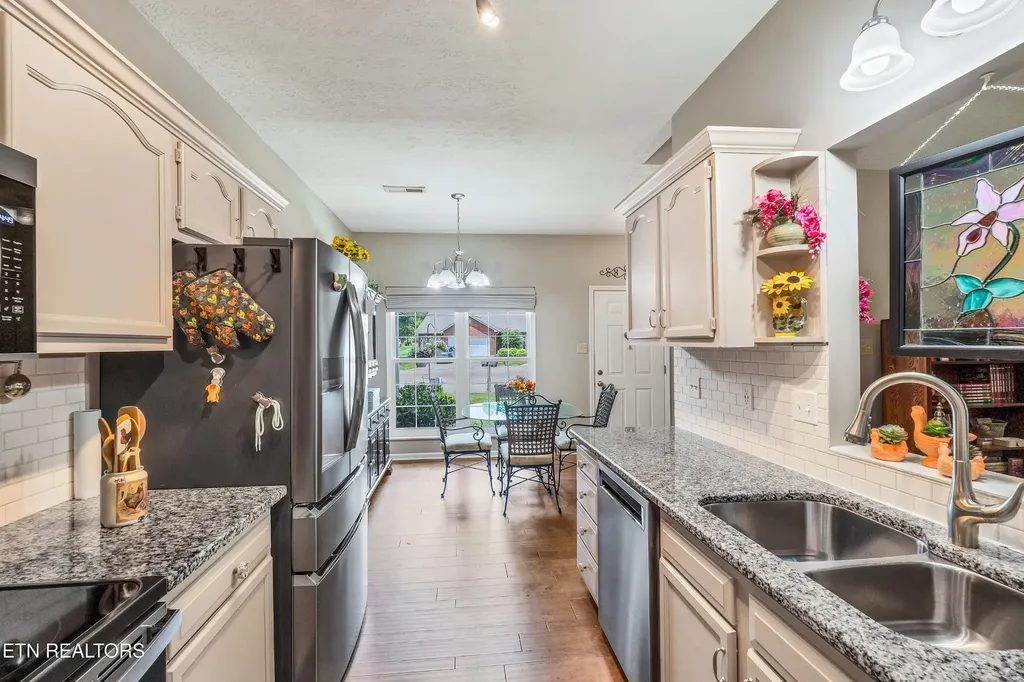 2010 Misty Glen Lane Knoxville TN 37909