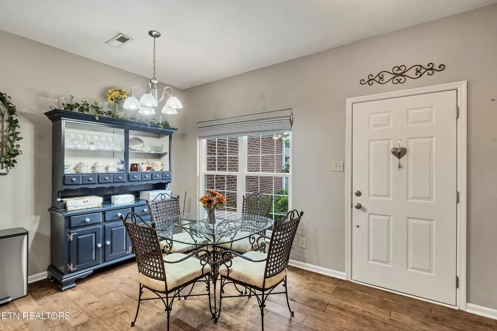 2010 Misty Glen Lane Knoxville TN 37909