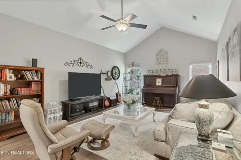 2010 Misty Glen Lane Knoxville TN 37909