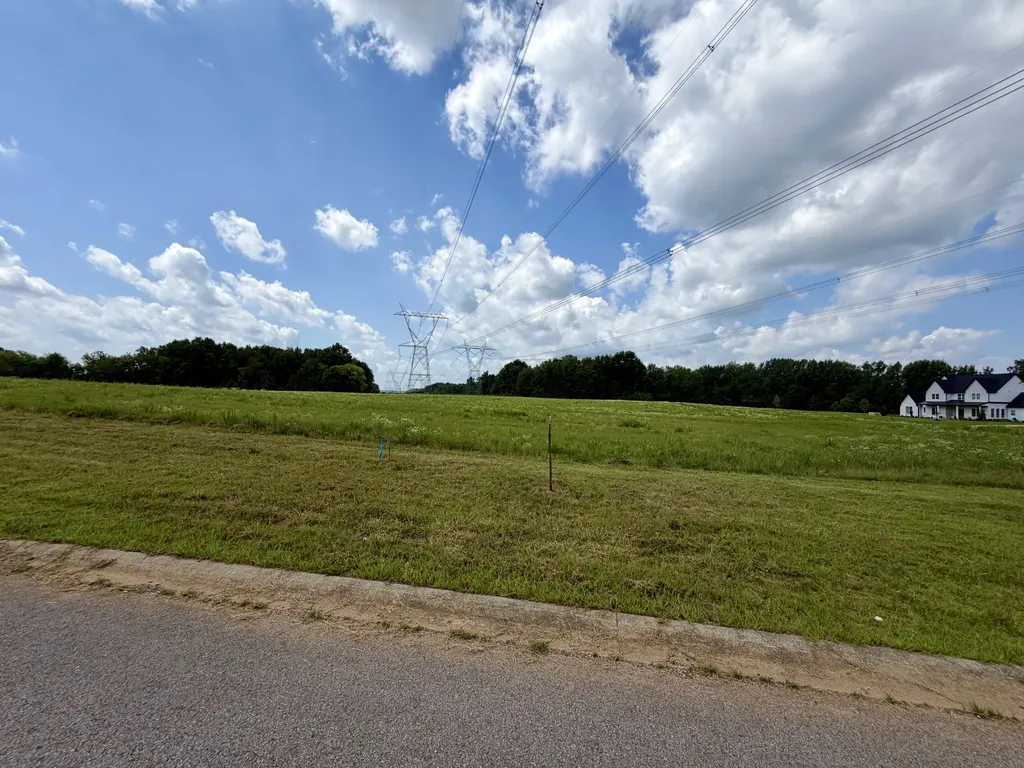 32 Fawn Meadows Clarksville TN 37043