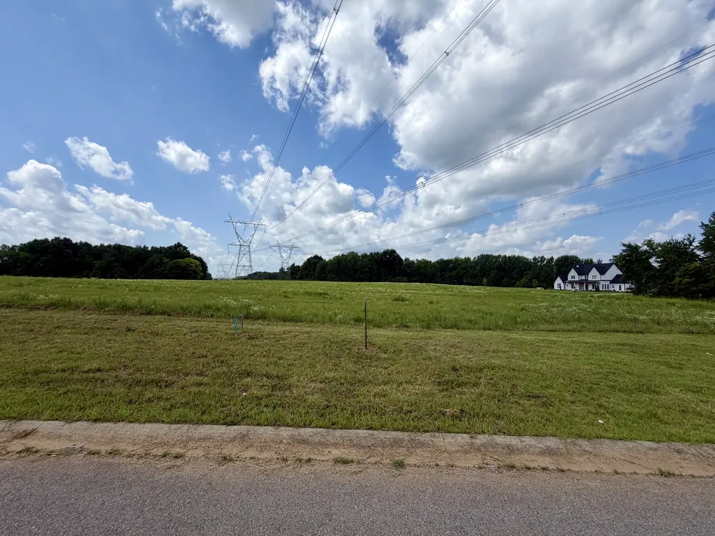 32 Fawn Meadows Clarksville TN 37043