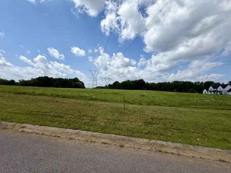 32 Fawn Meadows Clarksville TN 37043