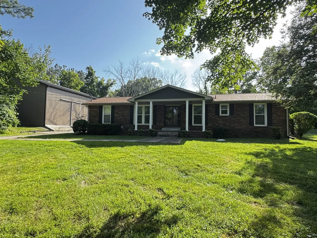 2310 Hwy 109 N Lebanon TN 37090