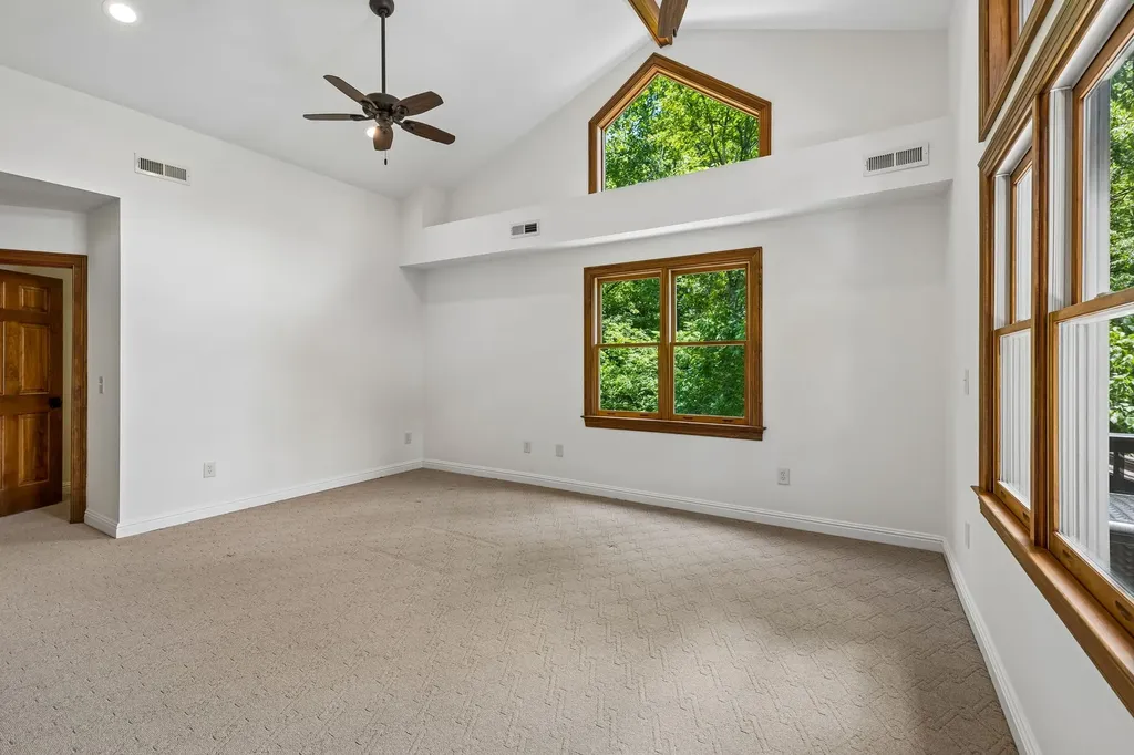 1012 S Wrights Court Gallatin TN 37066