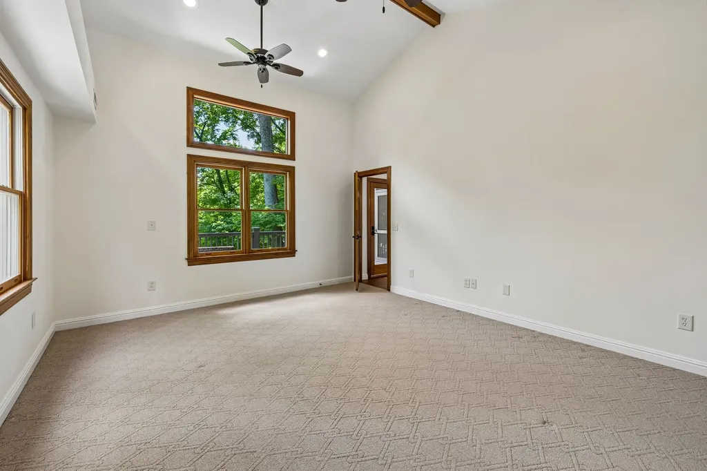 1012 S Wrights Court Gallatin TN 37066