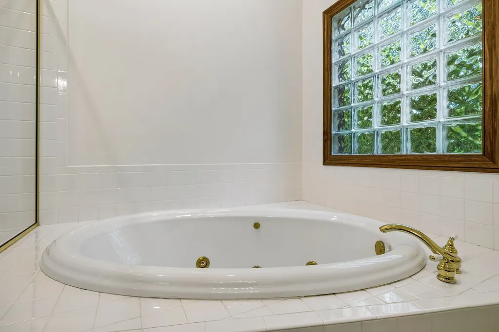 1012 S Wrights Court Gallatin TN 37066