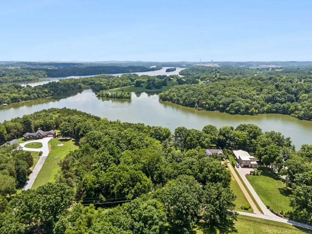 1012 S Wrights Court Gallatin TN 37066