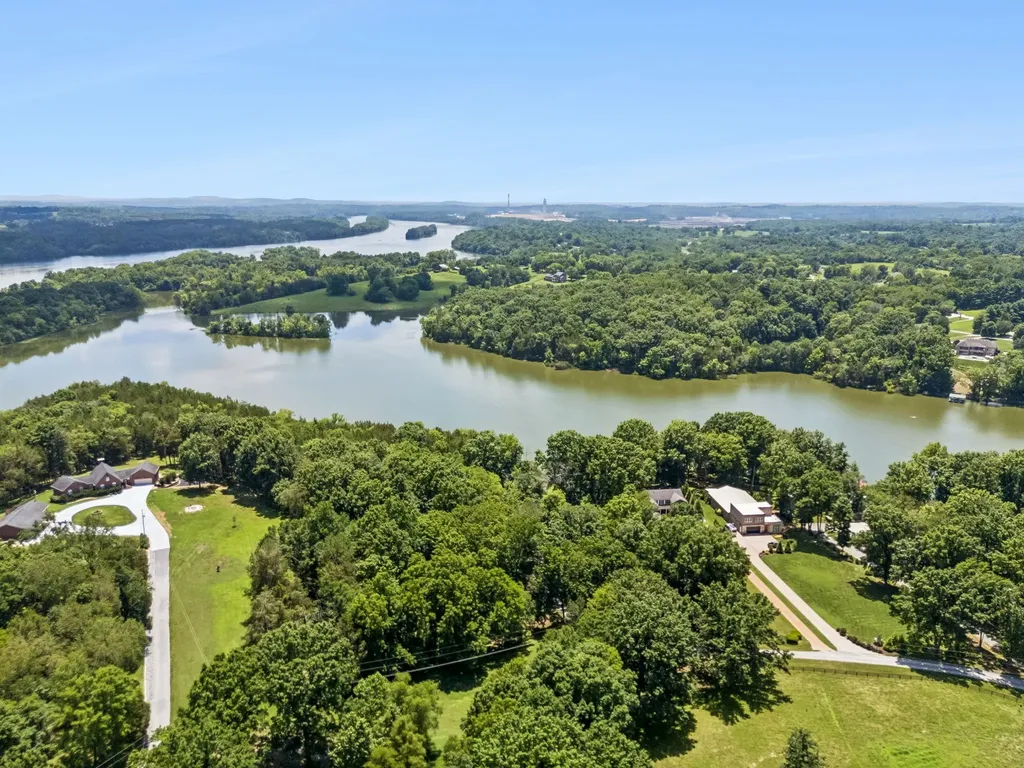 1012 S Wrights Court Gallatin TN 37066