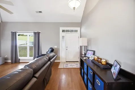 898 Fuller Glen Circle Chattanooga TN 37421