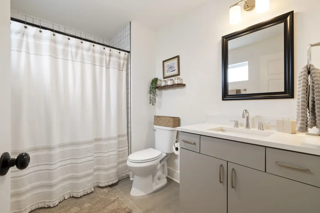 1021D Elvira Avenue Nashville TN 37216