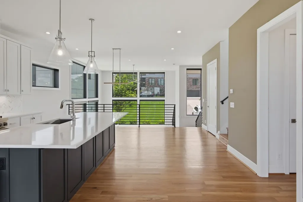 6012 Hill Circle Nashville TN 37209