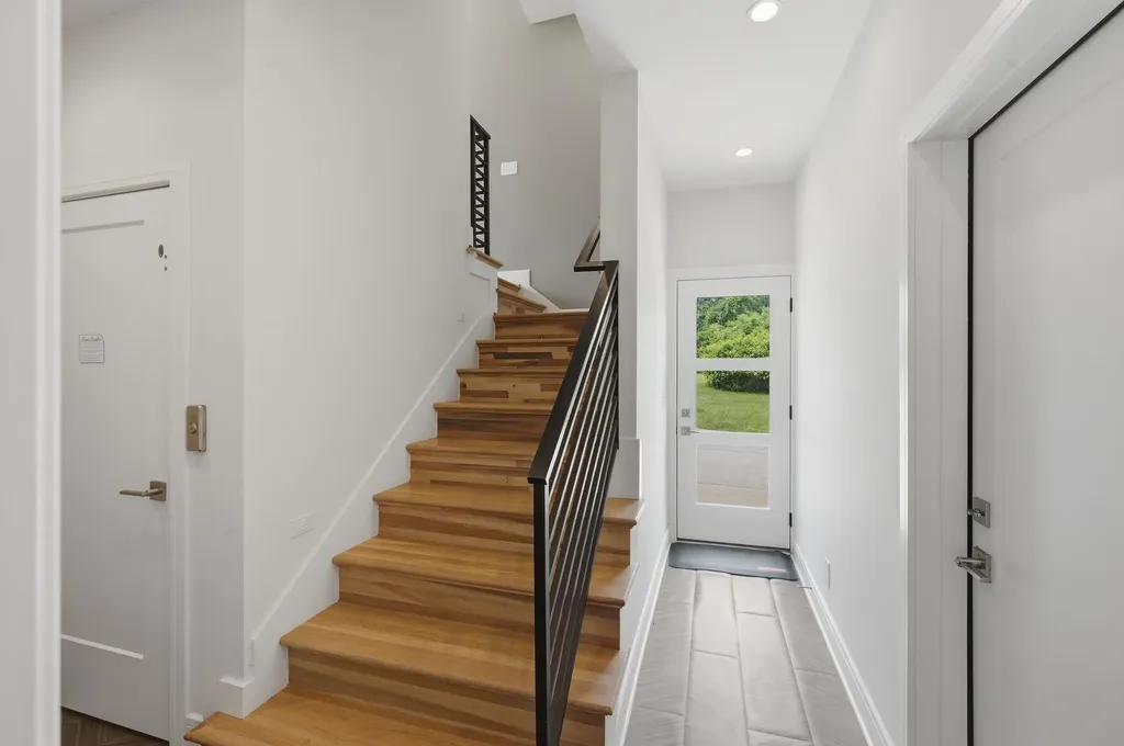 6012 Hill Circle Nashville TN 37209