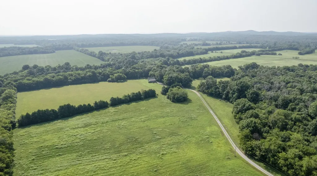3130 Luke Moser Road Columbia TN 38401