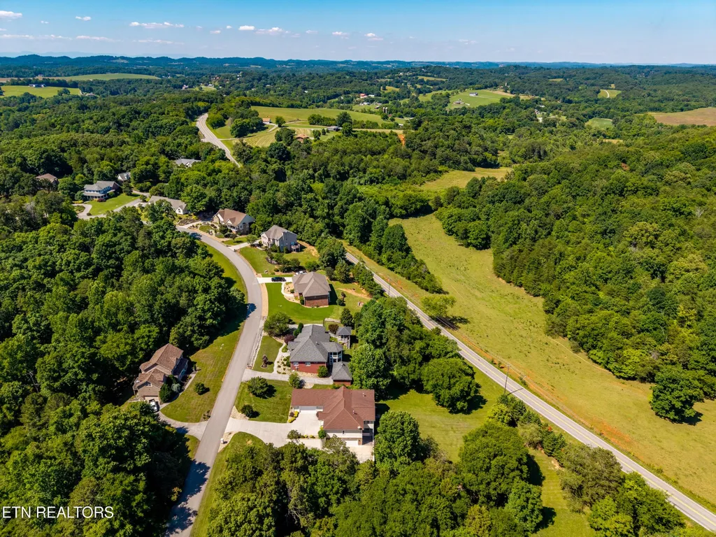 210 Indian Shadows Drive Maryville TN 37801