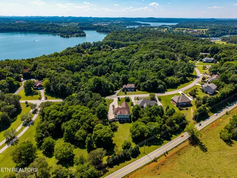 210 Indian Shadows Drive Maryville TN 37801