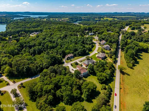 210 Indian Shadows Drive Maryville TN 37801