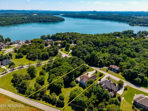 210 Indian Shadows Drive Maryville TN 37801
