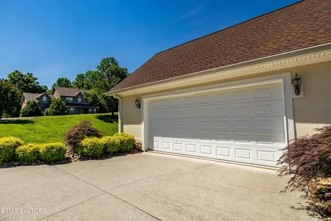 210 Indian Shadows Drive Maryville TN 37801
