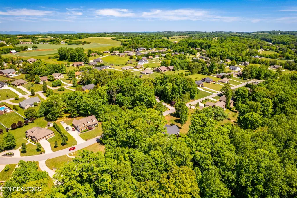1055 Houston Springs Road Greenback TN 37742