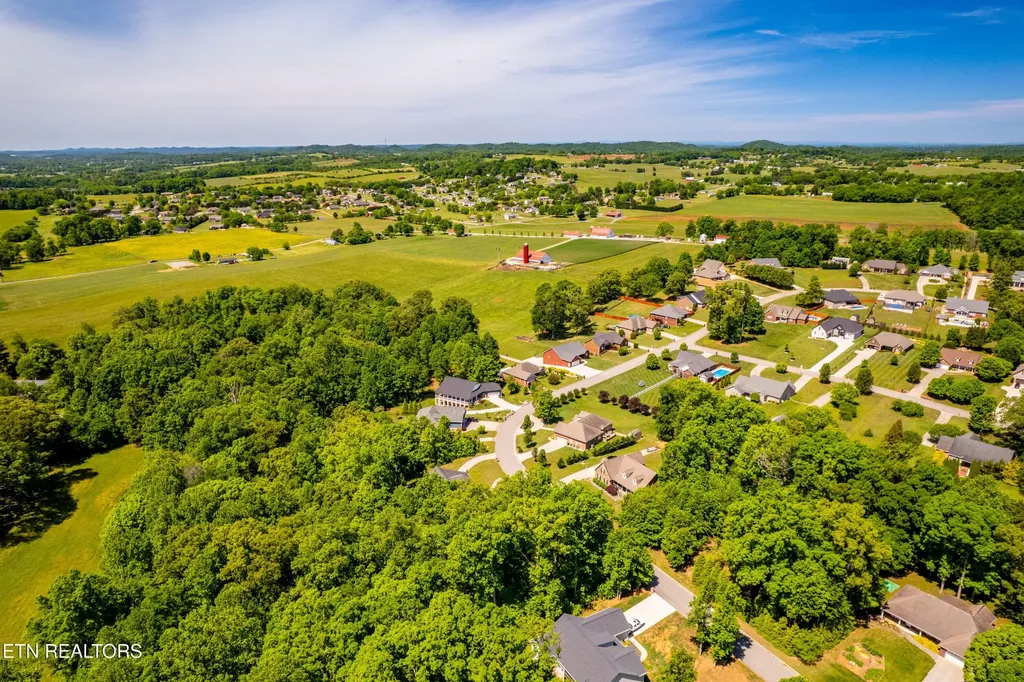 1055 Houston Springs Road Greenback TN 37742