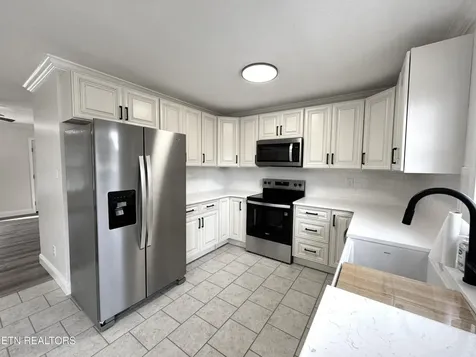 115 Spruce Lane Kingston TN 37763