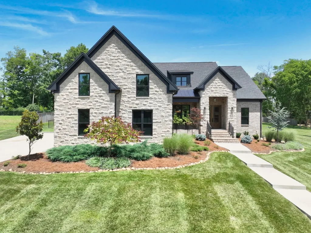 335 Sunset Island Trail Gallatin TN 37066