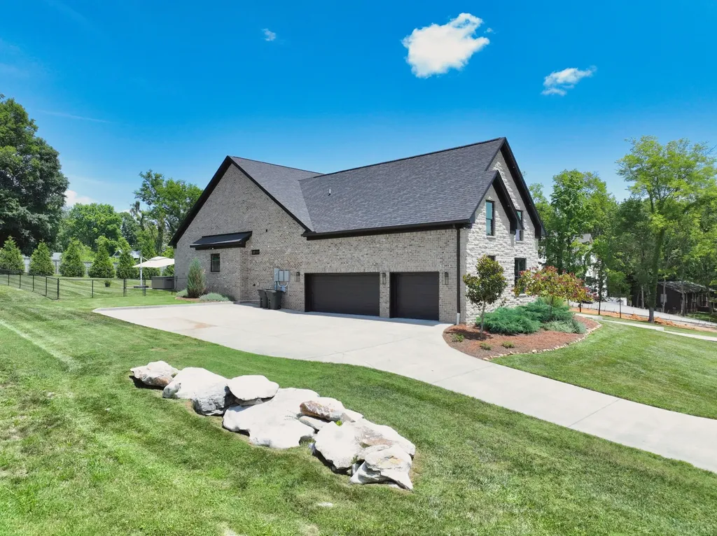 335 Sunset Island Trail Gallatin TN 37066