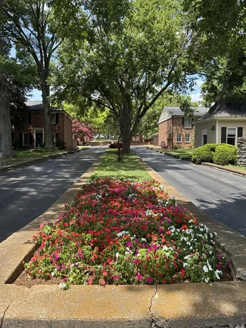 5025 Hillsboro Pike Nashville TN 37215