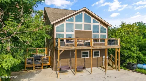 622 Wiley Oakley Drive Gatlinburg TN 37738