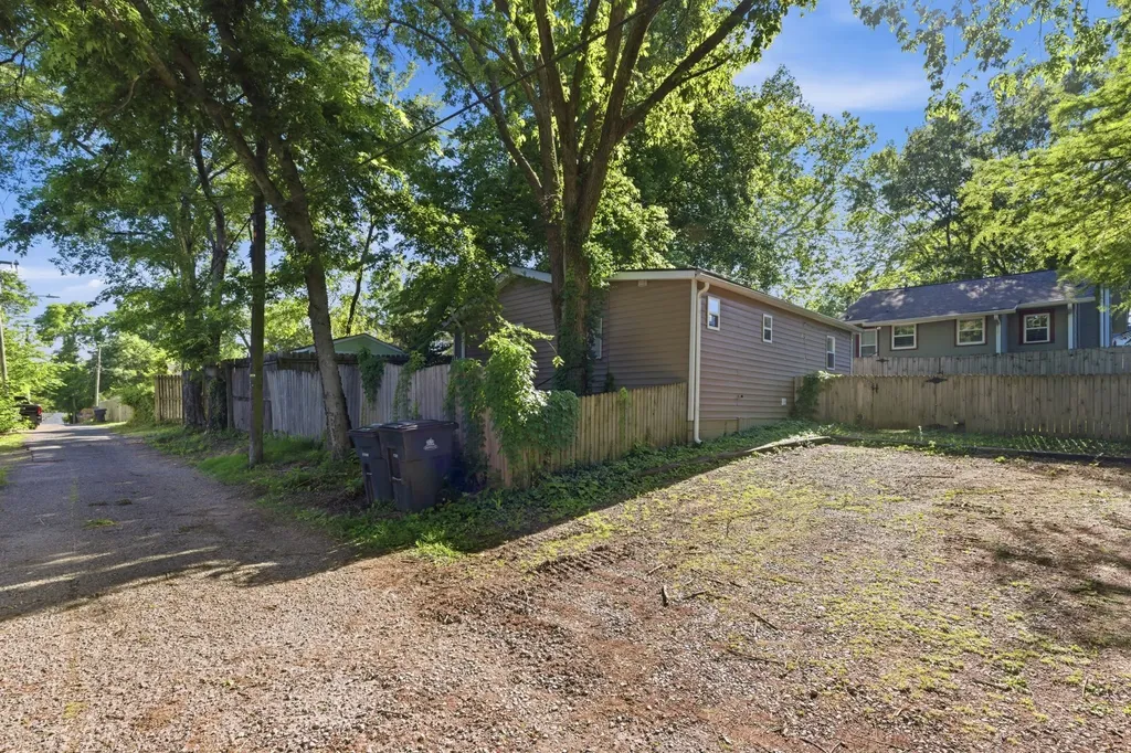 413 Lockland Drive Nashville TN 37206