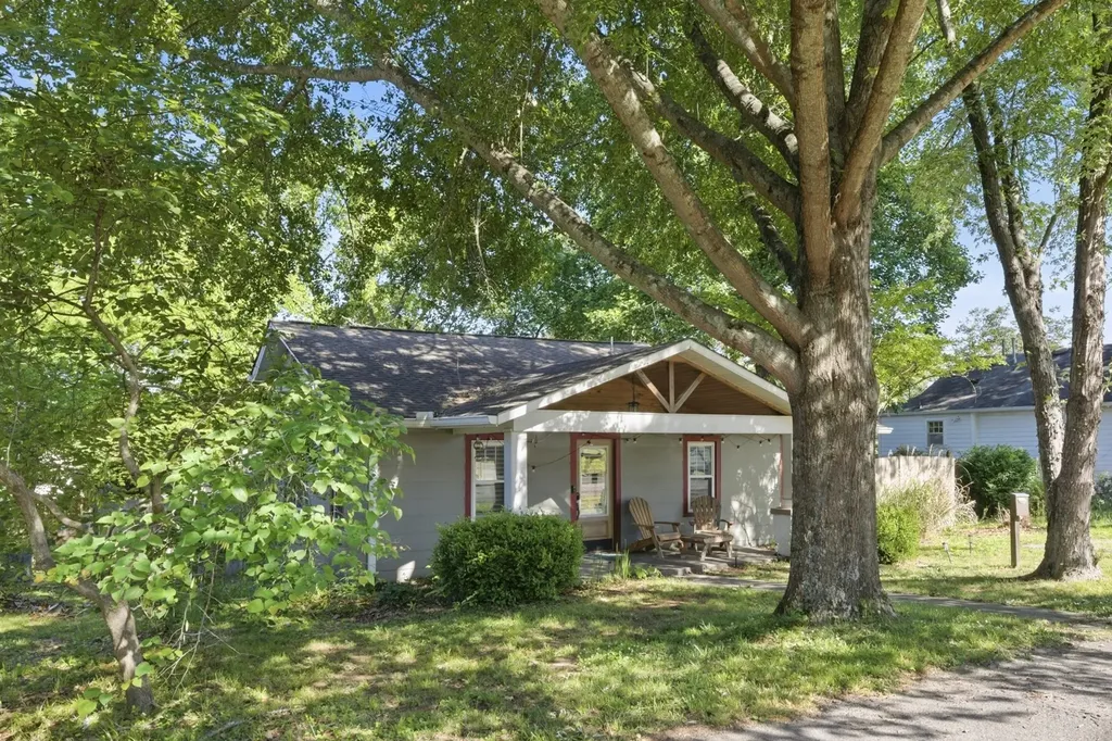 413 Lockland Drive Nashville TN 37206