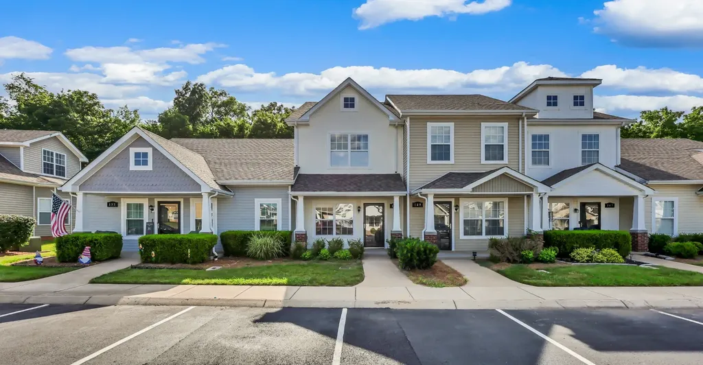 151 Alexander Boulevard Clarksville TN 37040