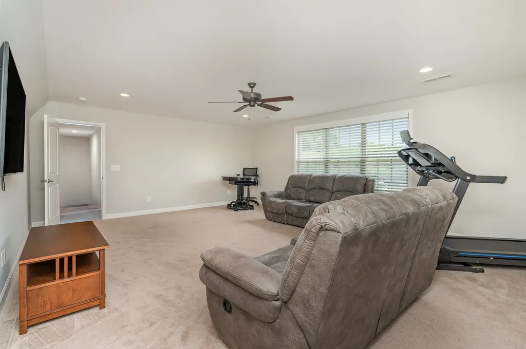 9222 Holstein Drive Nolensville TN 37135