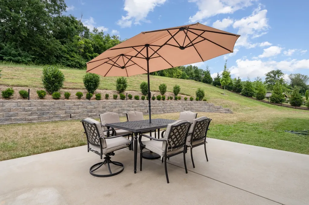 9222 Holstein Drive Nolensville TN 37135