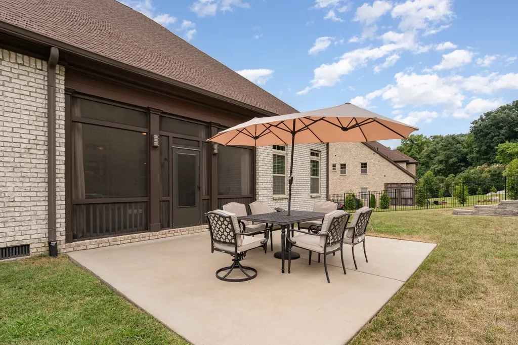 9222 Holstein Drive Nolensville TN 37135