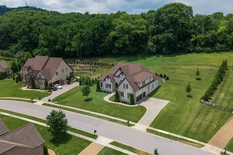 9222 Holstein Drive Nolensville TN 37135