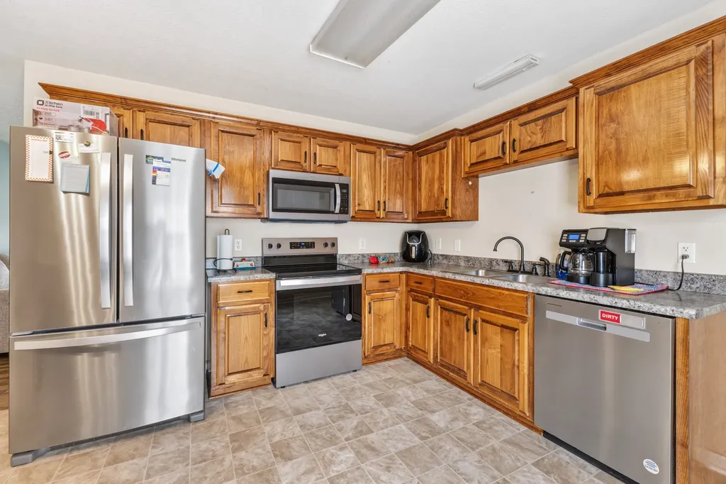 228A T G T Road Portland TN 37148