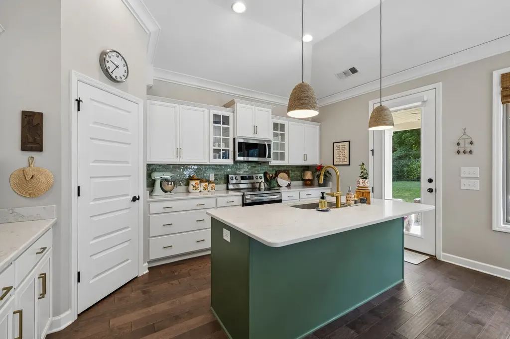 2720 Nottingham Drive Columbia TN 38401