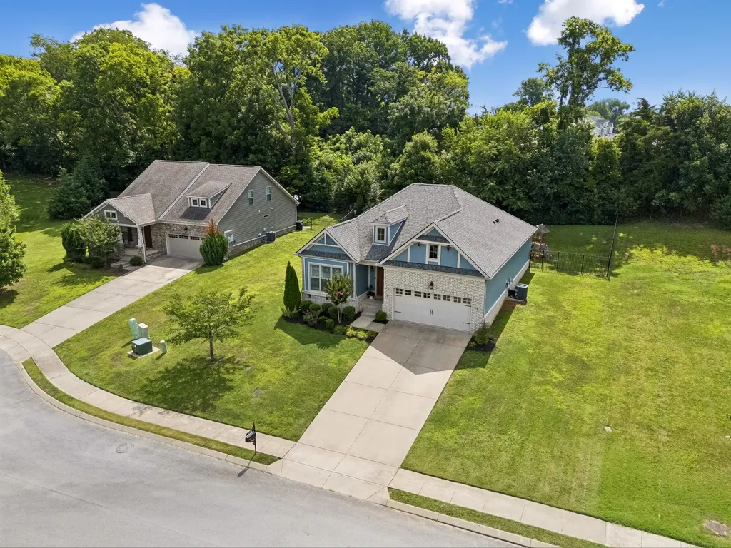 2720 Nottingham Drive Columbia TN 38401